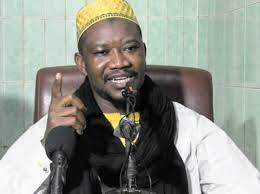 Imam Mahi OUATTARA a mis en garde contre l'utilisation de la population à des fins personnelles.